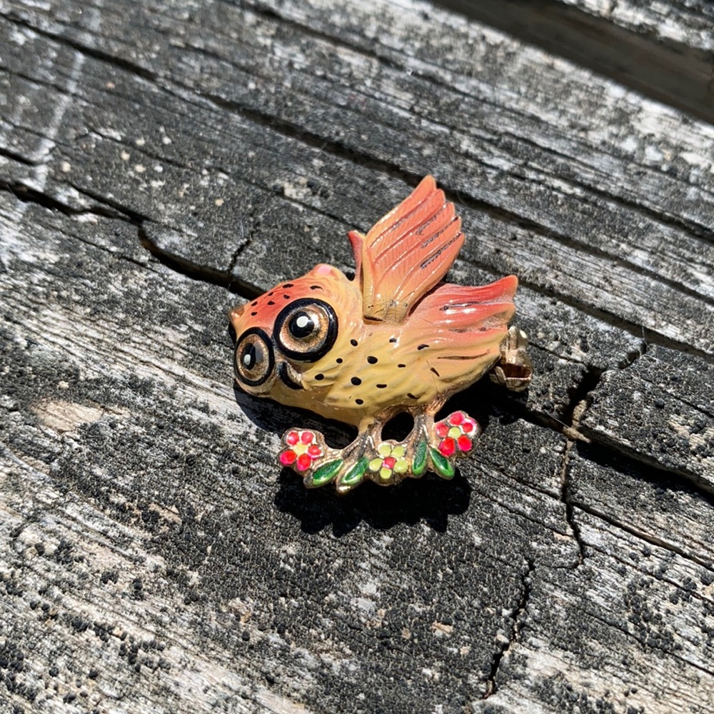Vintage Owl Pin